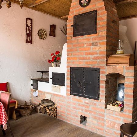 Hotel Lilaakac Vendeghaz Hosszupalyi Zewnętrze zdjęcie
